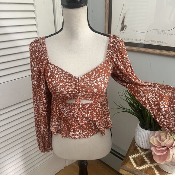 THE FISHERMANS DAUGHTER Womens Small Cropped Ballon Sleeve Cut Out Boho Chic - Picture 1 of 13